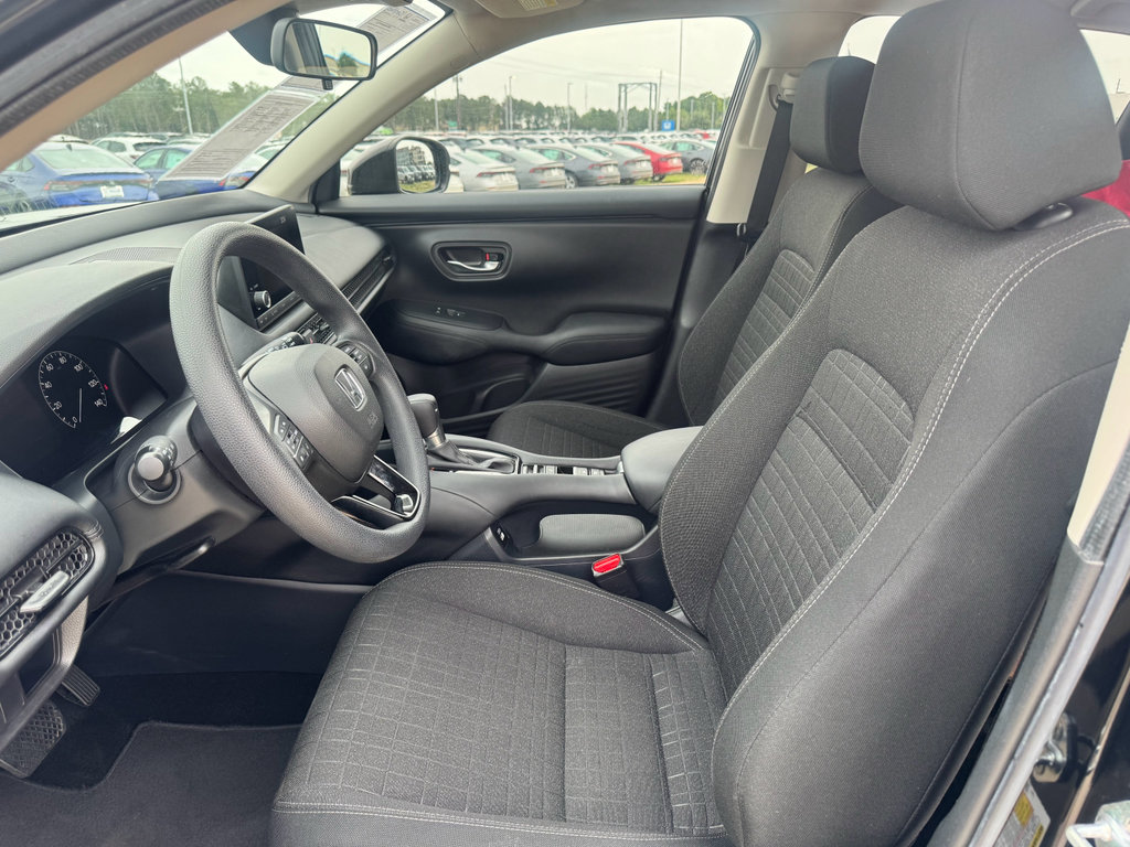 Certified 2023 Honda HR-V LX image 10