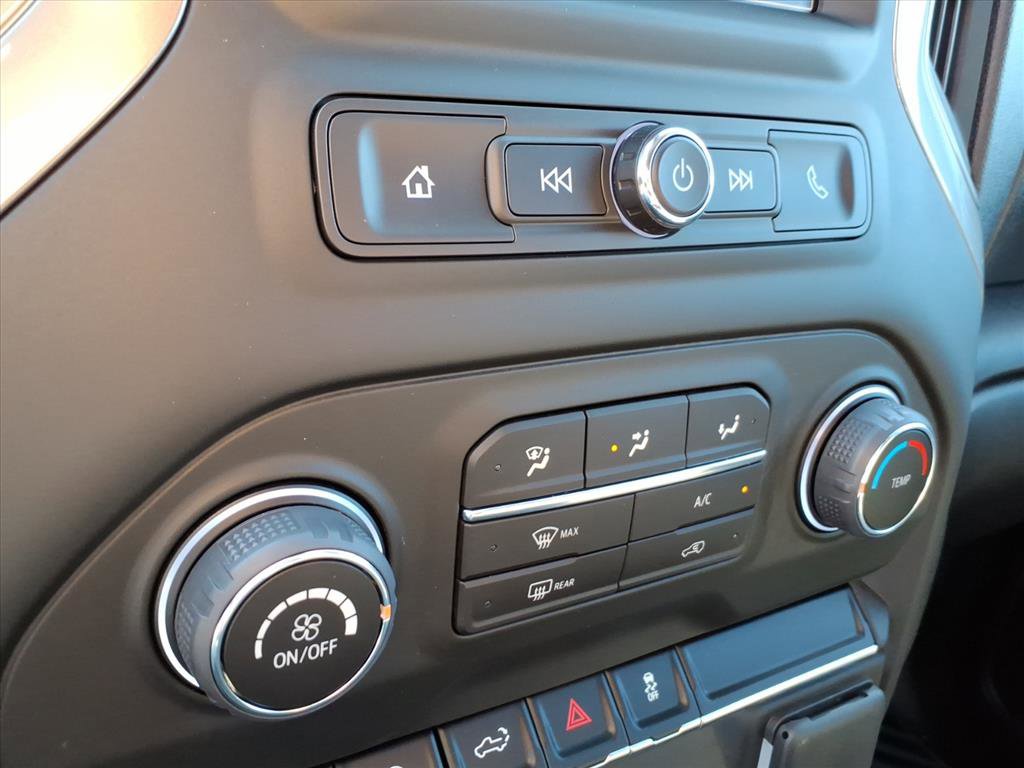 Used 2026 Chevrolet Silverado 1500 Custom image 23