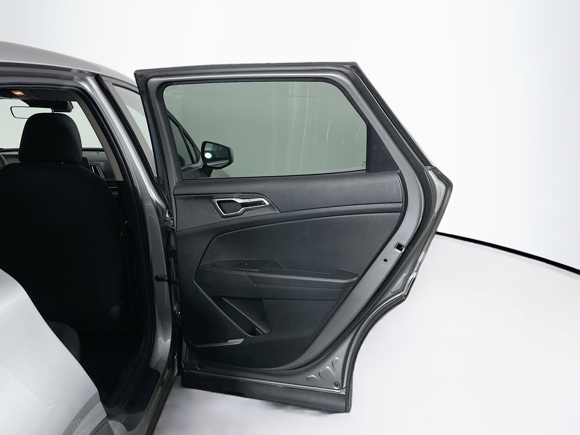 Used 2023 Kia Sportage LX image 28