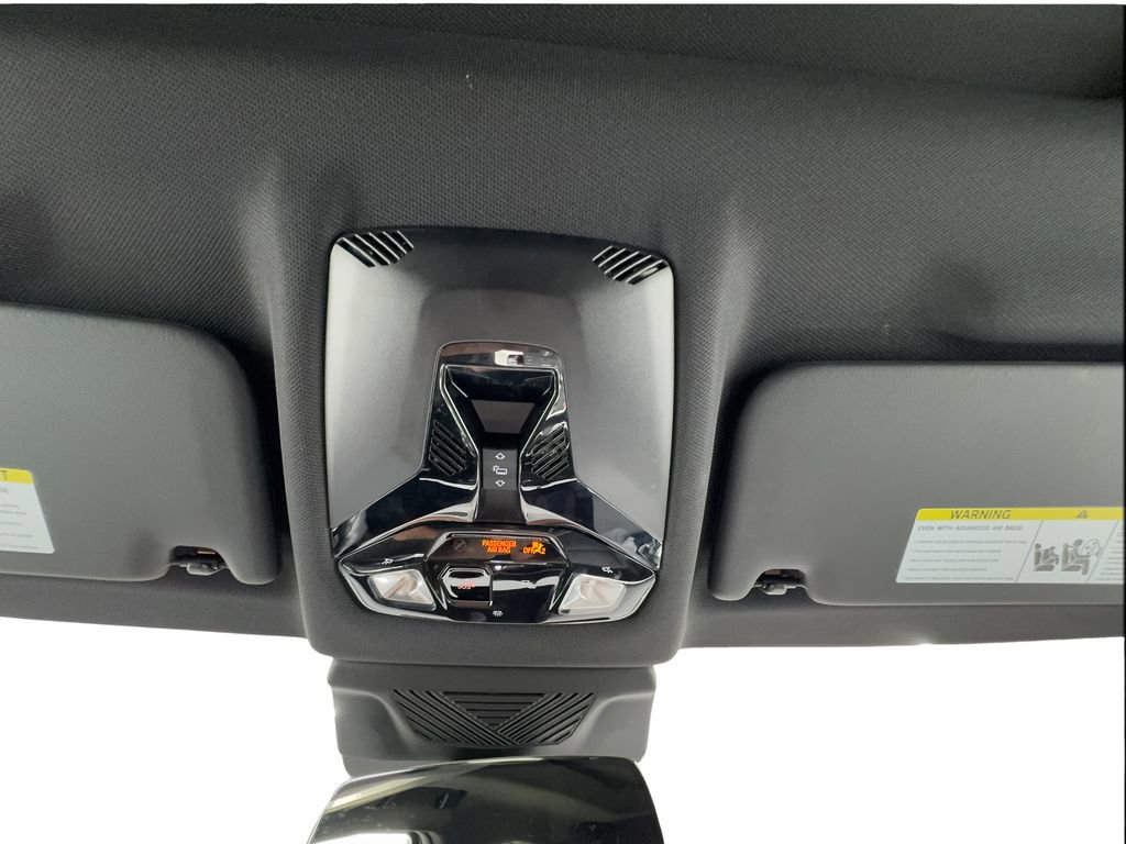 Used 2025 BMW X2 xDrive28i AWD/4WD image 45