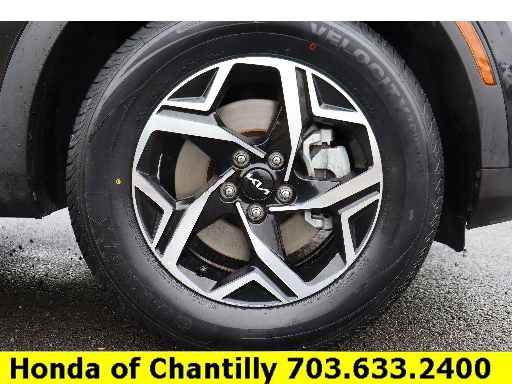 Used 2023 Kia Sportage LX image 33