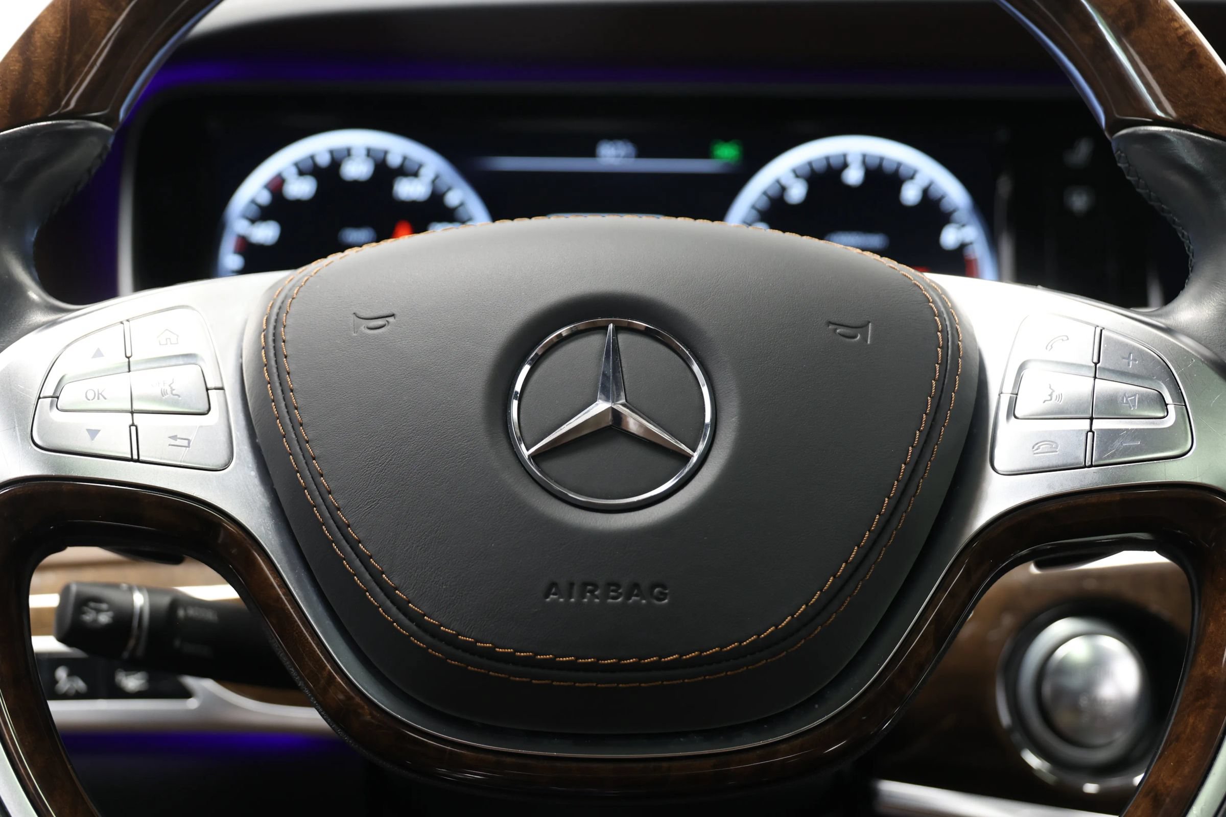 Used 2016 Mercedes-Benz Maybach S 600 image 26