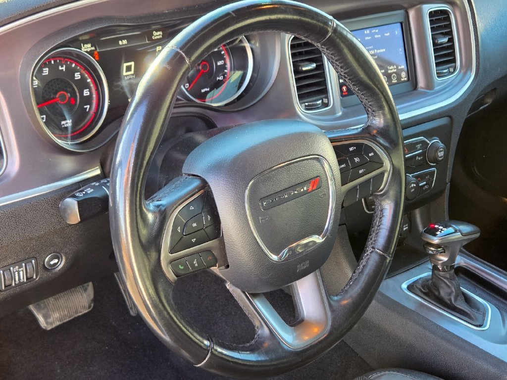 Used 2019 Dodge Charger SXT w/ Leather Interior Group RWD image 24