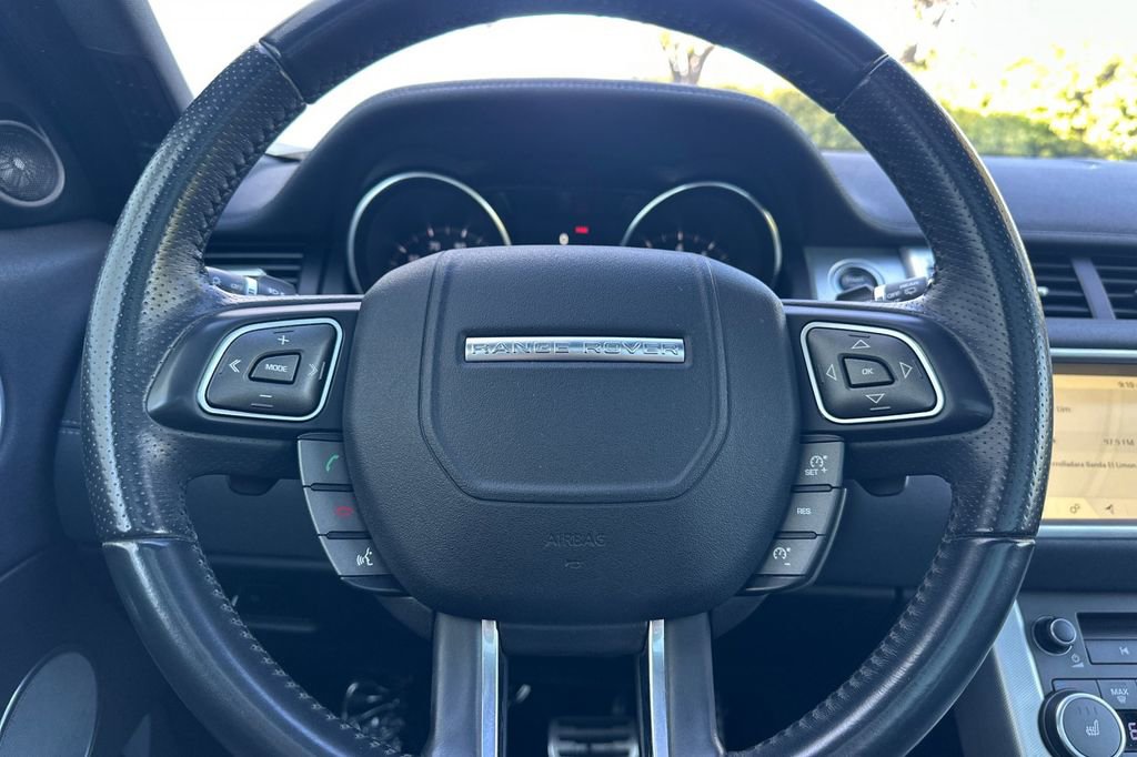 Used 2017 Land Rover Range Rover Evoque HSE Dynamic image 24