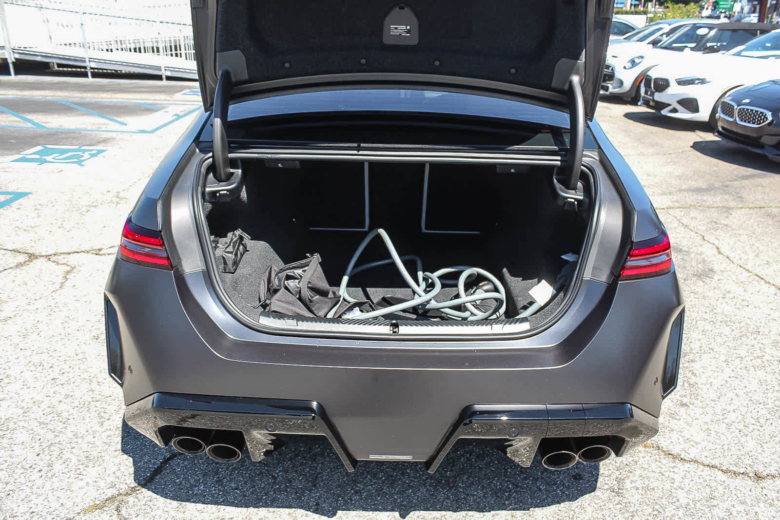 Used 2025 BMW M5 w/ Carbon Package image 37