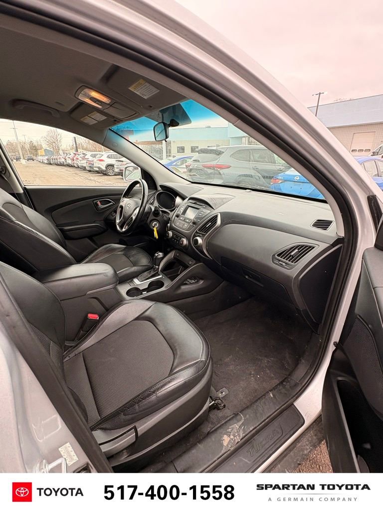 Used 2015 Hyundai Tucson SE image 15