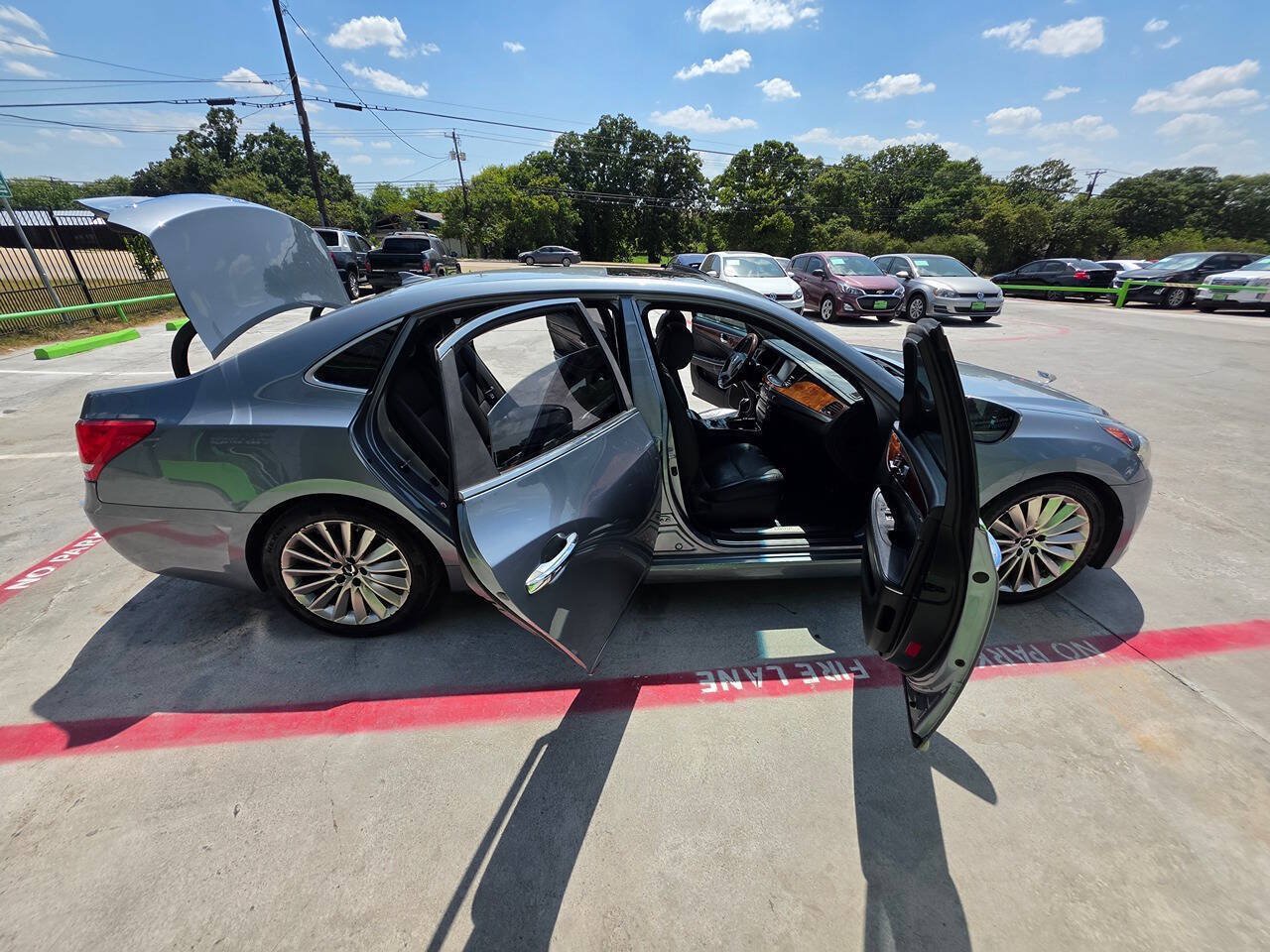 Used 2016 Hyundai Equus Signature RWD image 32