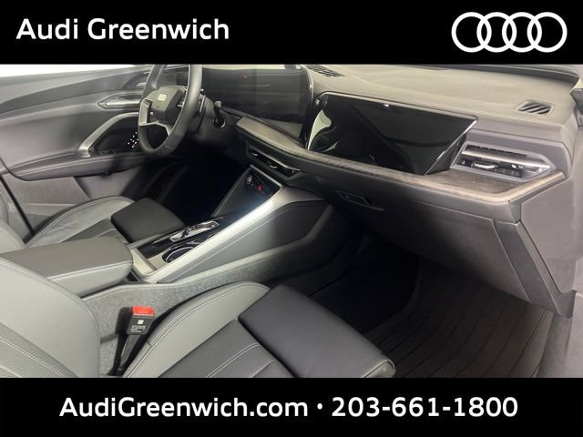 Certified 2025 Audi Q5 Premium w/ Premium Plus AWD/4WD image 11