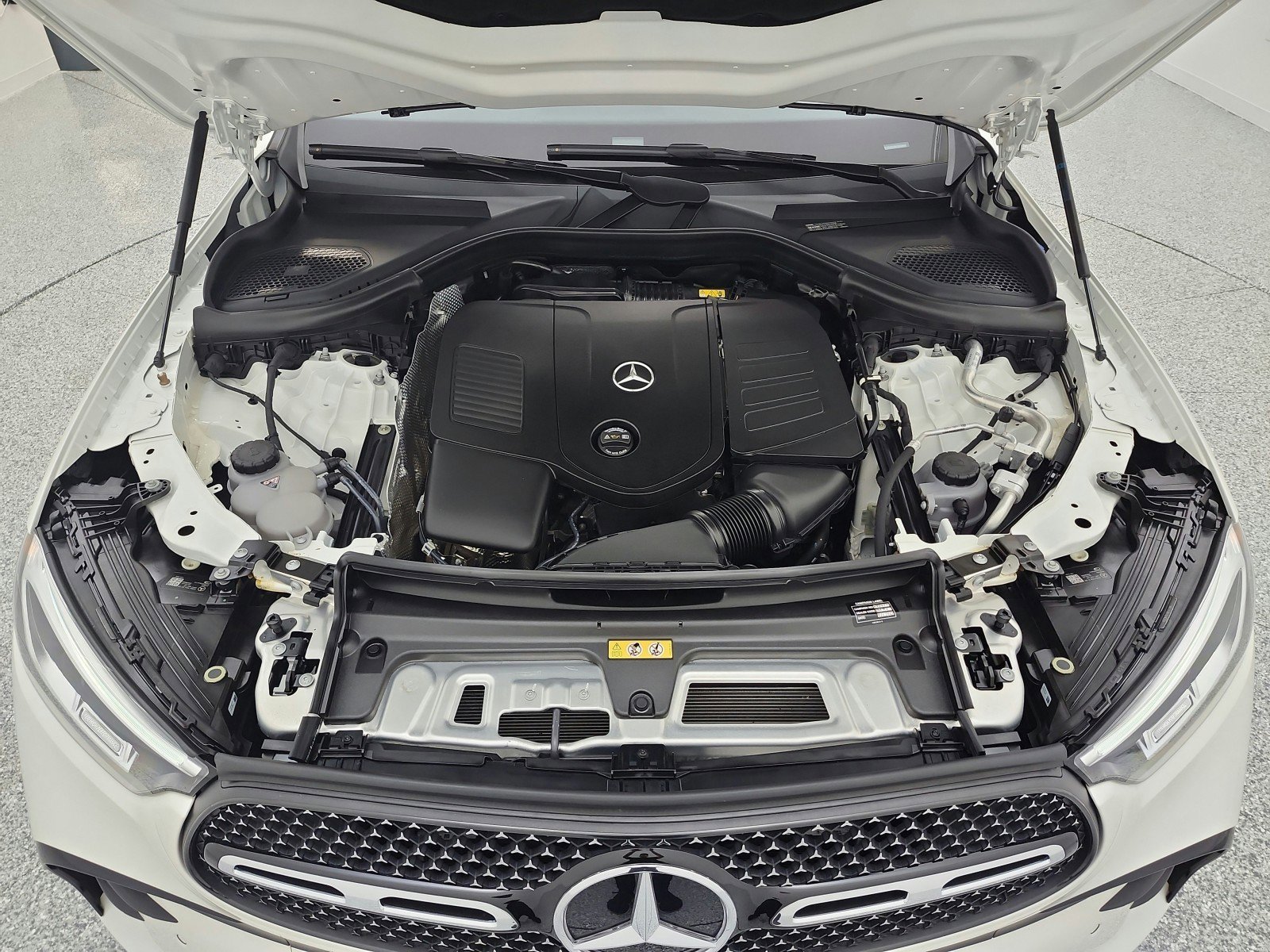 Certified 2023 Mercedes-Benz GLC 300 image 22