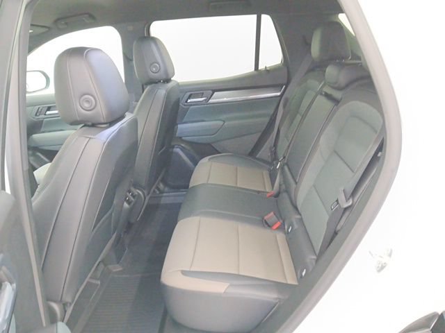New 2026 GMC Terrain AT4 AWD/4WD image 7