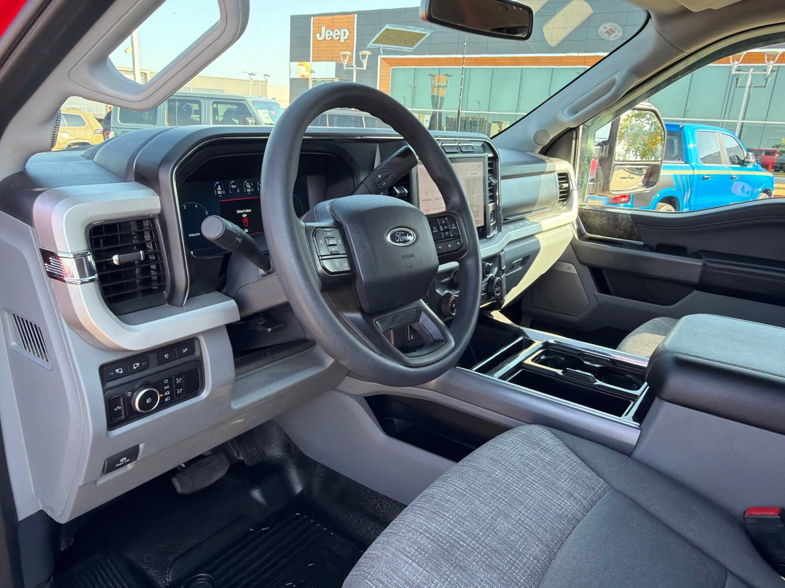 Used 2024 Ford F250 XLT w/ Black Appearance Package AWD/4WD image 10