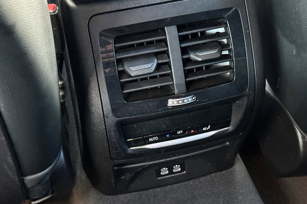 Used 2023 BMW X3 sDrive30i image 13