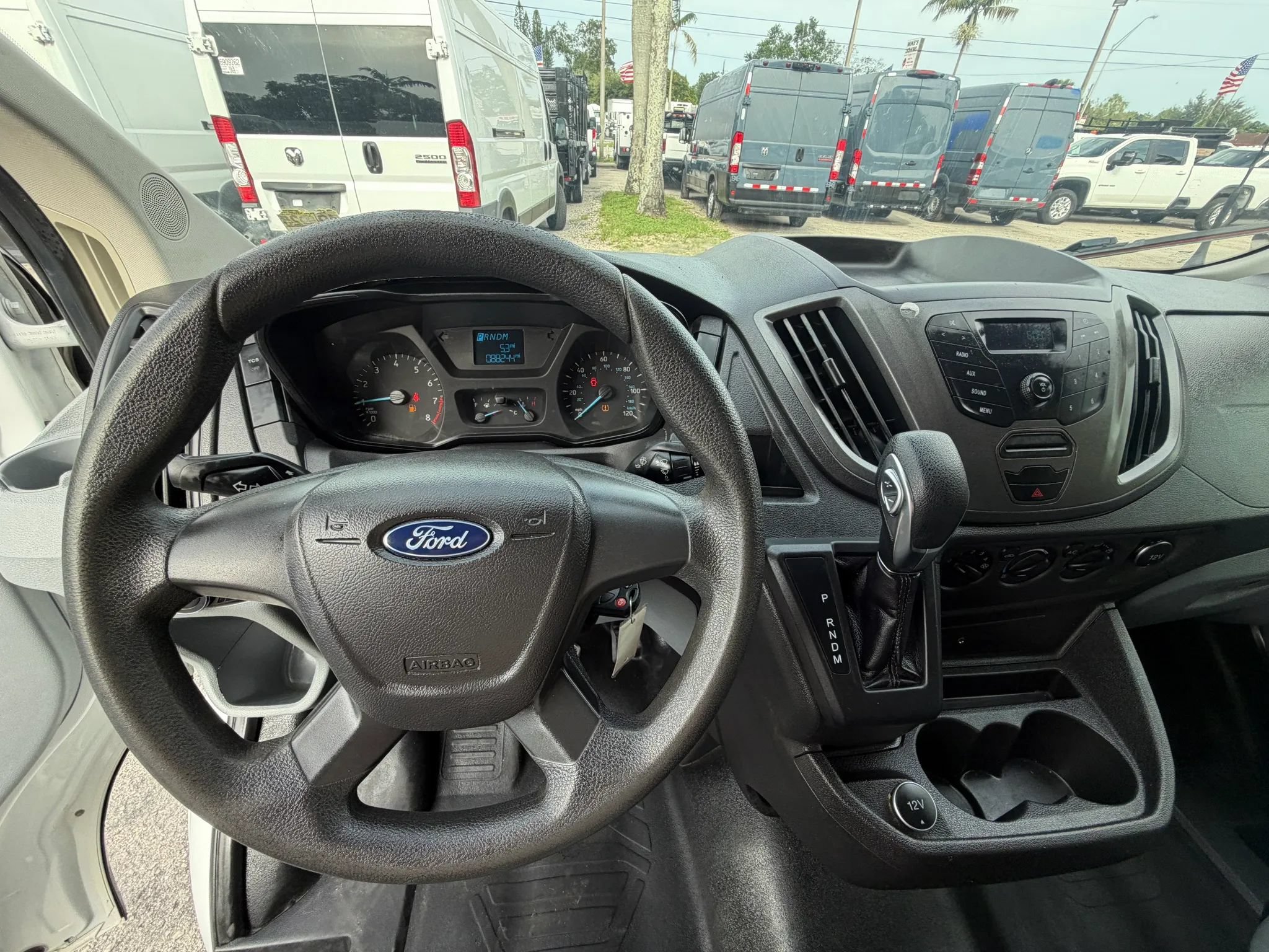 Used 2019 Ford Transit 350 XL RWD image 12