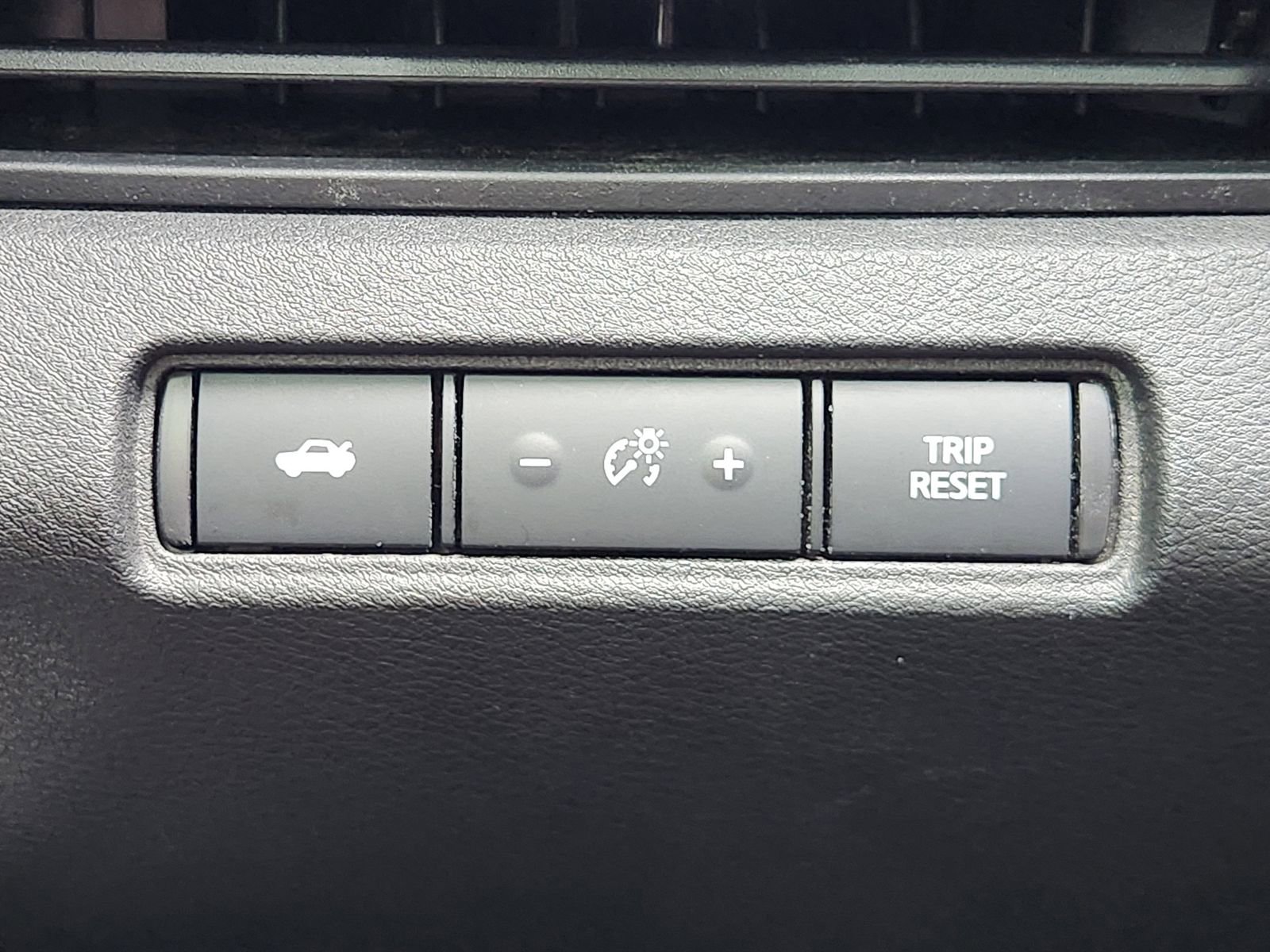 Used 2023 Nissan Altima 2.5 SV AWD/4WD image 26