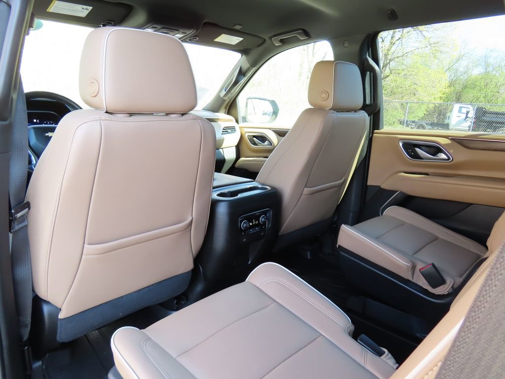 Used 2022 Chevrolet Tahoe Premier AWD/4WD image 27