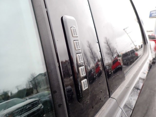 Used 2022 Ford F150 Lariat w/ Equipment Group 502A High image 16