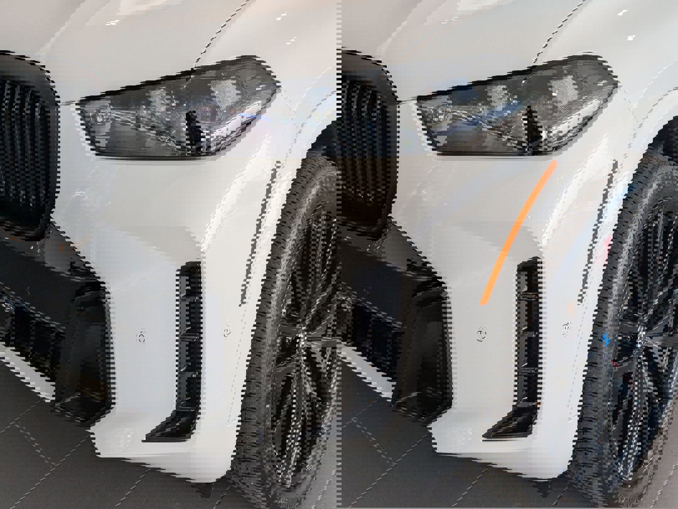 New 2026 BMW X5 xDrive40i w/ M Sport Package image 9