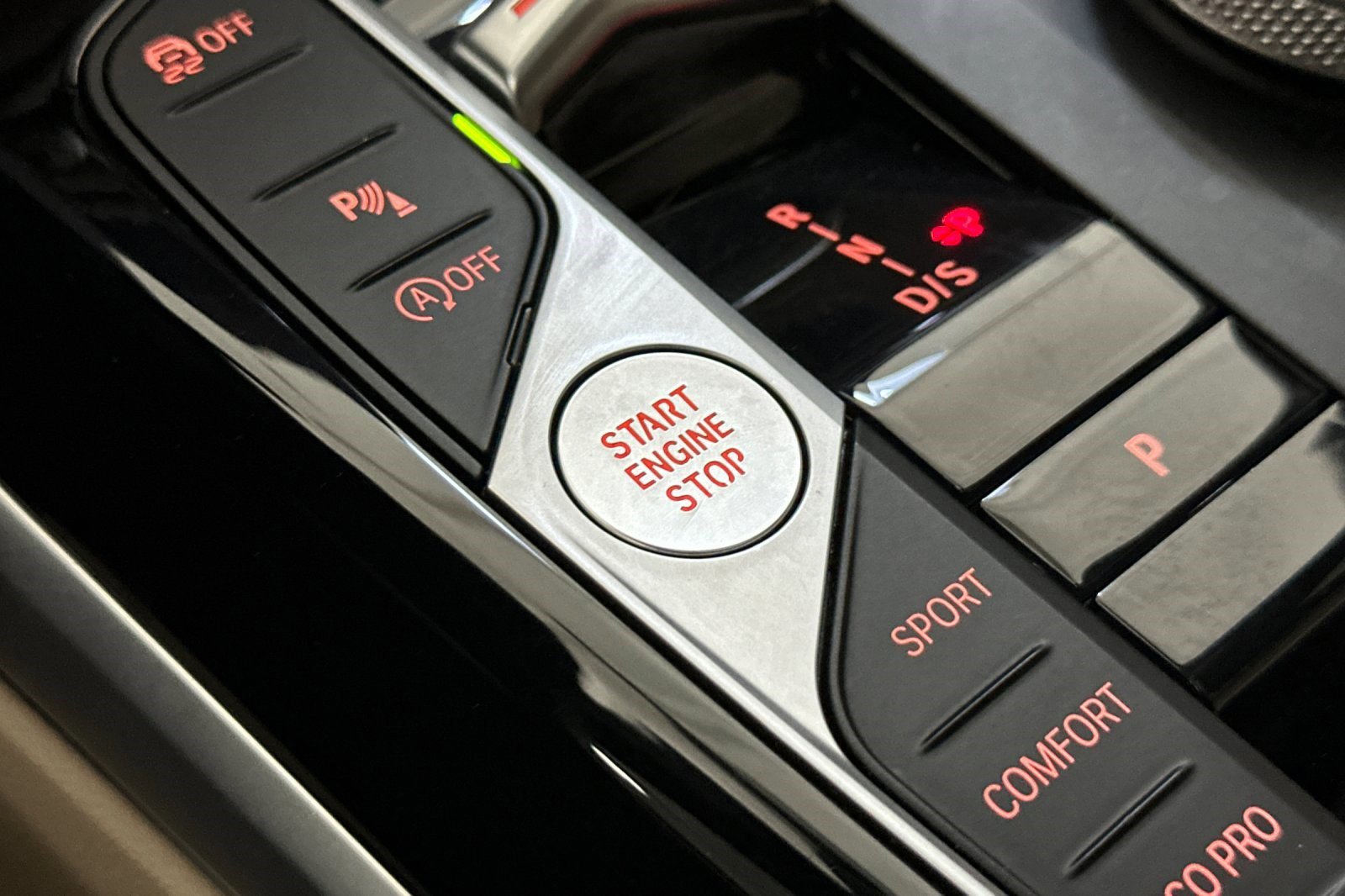 Certified 2023 BMW 330i Sedan w/ Driving Assistance Package image 32