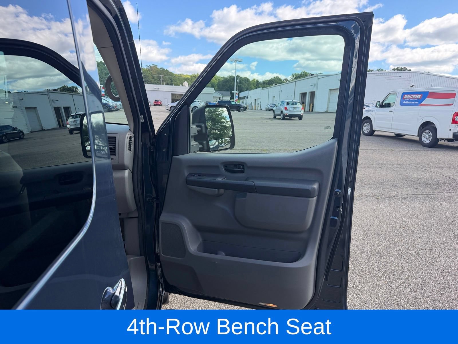 Used 2018 Nissan NV 3500 SL RWD image 33