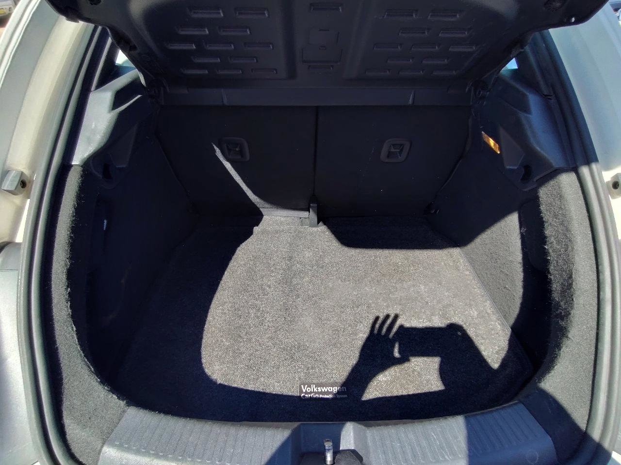 Used 2014 Volkswagen Beetle 2.5 image 35