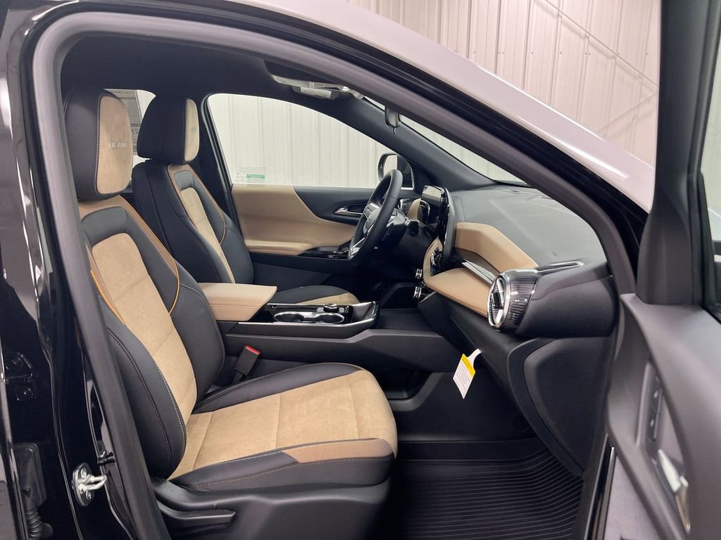 New 2026 Chevrolet Equinox ACTIV w/ LPO, Floor Liner Package image 22