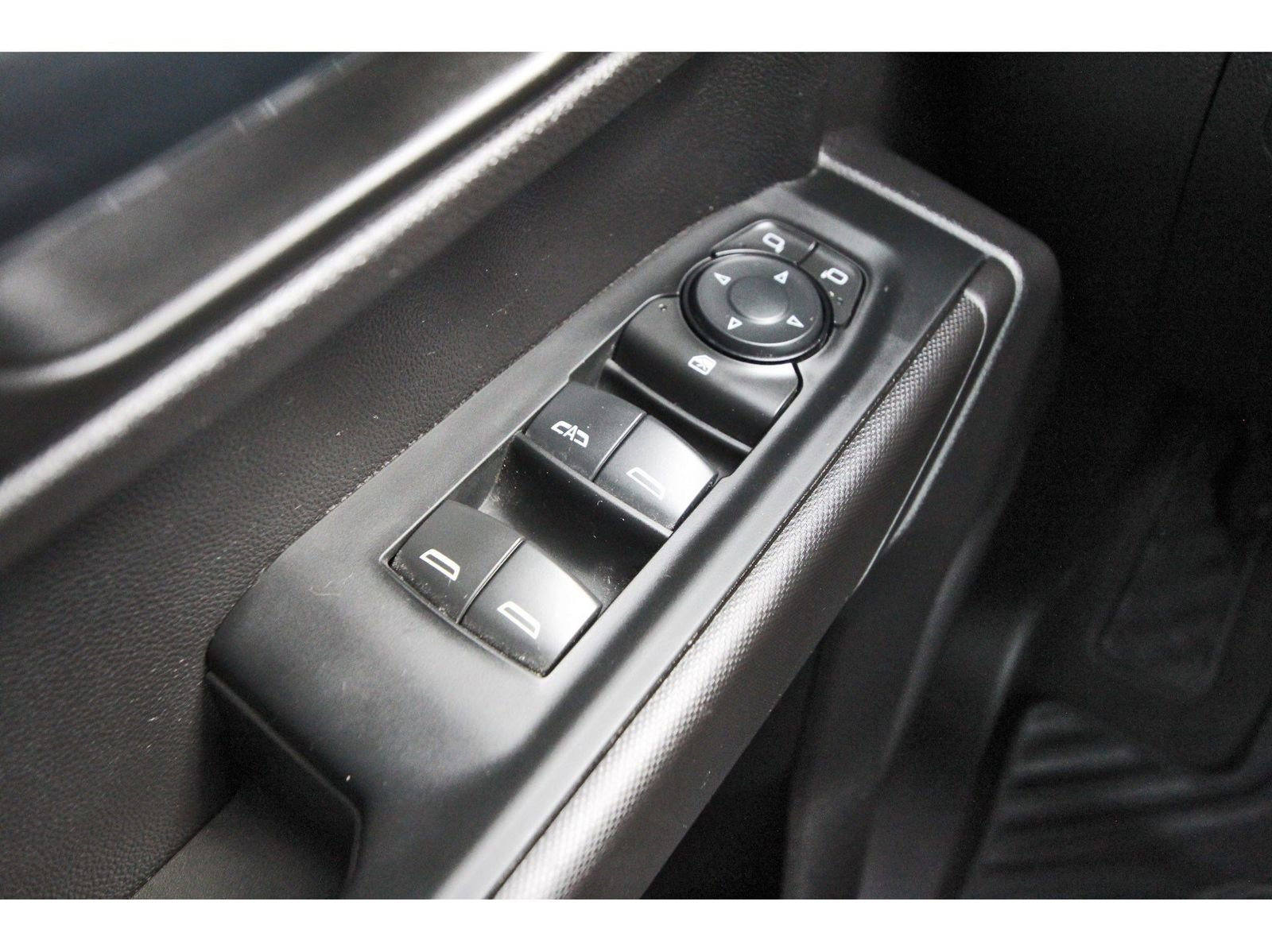 Used 2024 Chevrolet Silverado 1500 Custom image 23