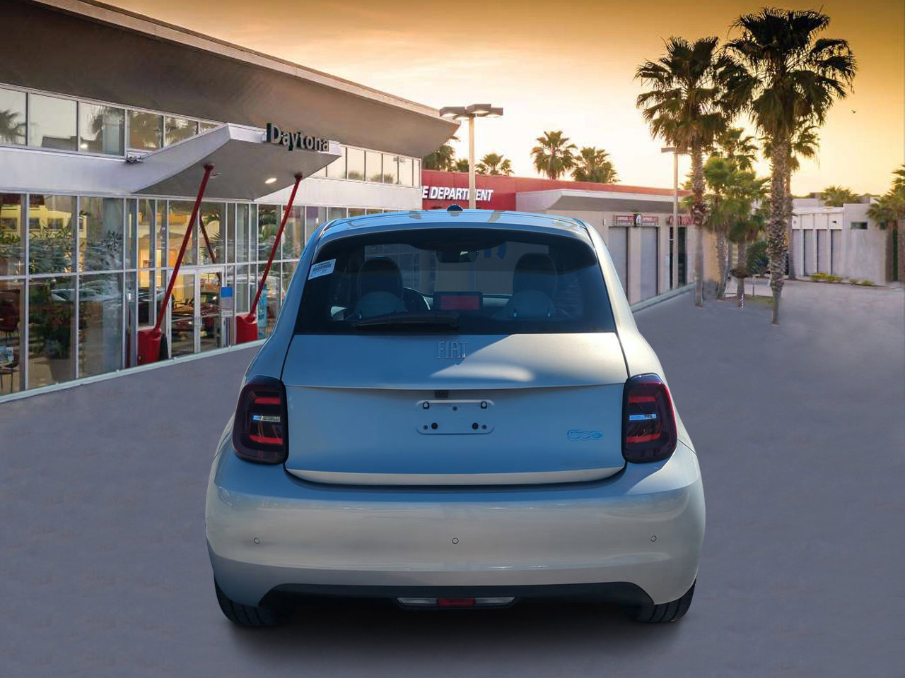 New 2025 FIAT 500 e image 4