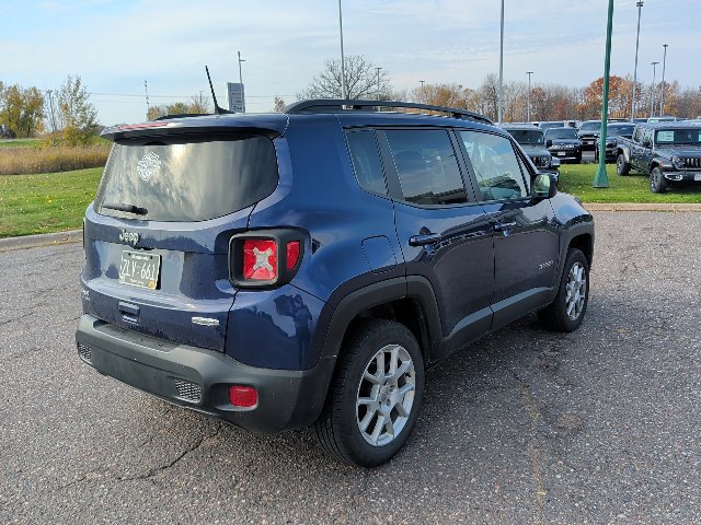 Used 2019 Jeep Renegade Latitude w/ Cold Weather Group AWD/4WD image 13
