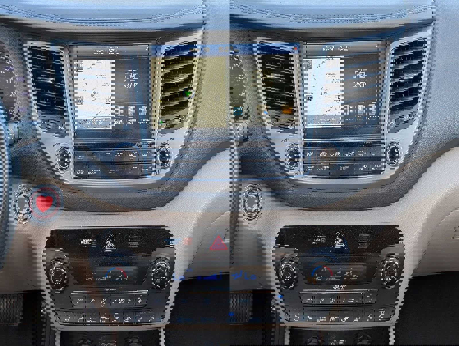 Used 2016 Hyundai Tucson Limited w/ Option Group 03 image 17