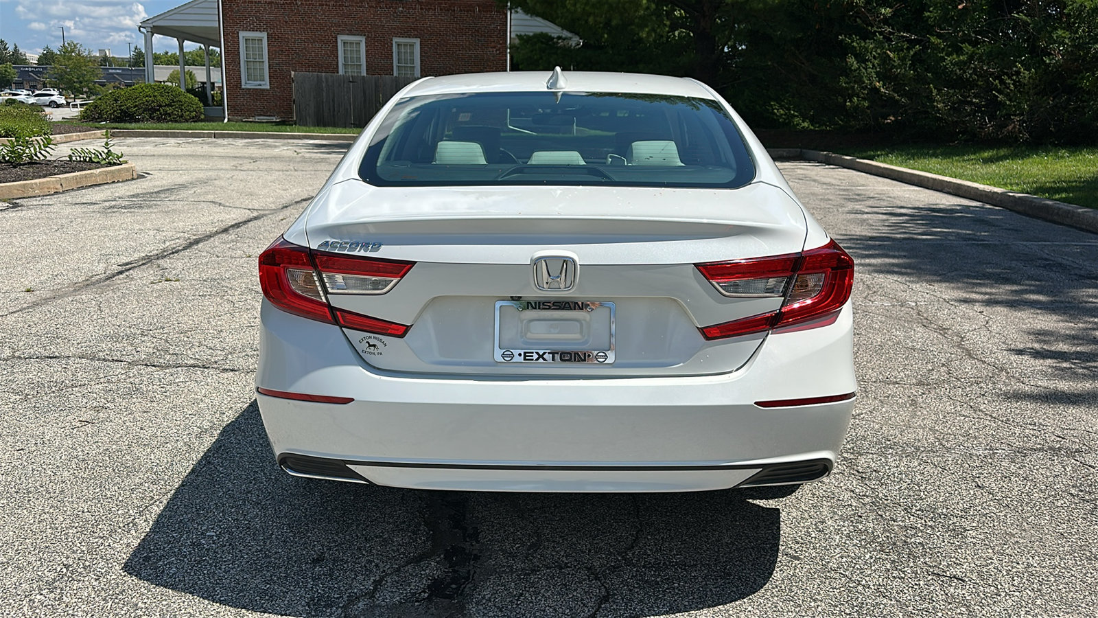 Used 2018 Honda Accord LX image 5