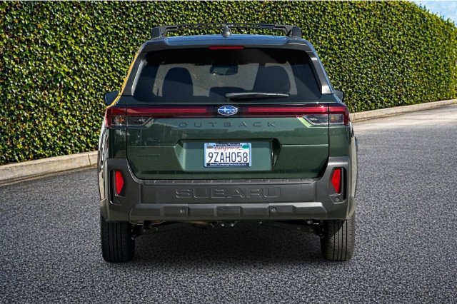Used 2026 Subaru Outback Touring AWD/4WD image 5