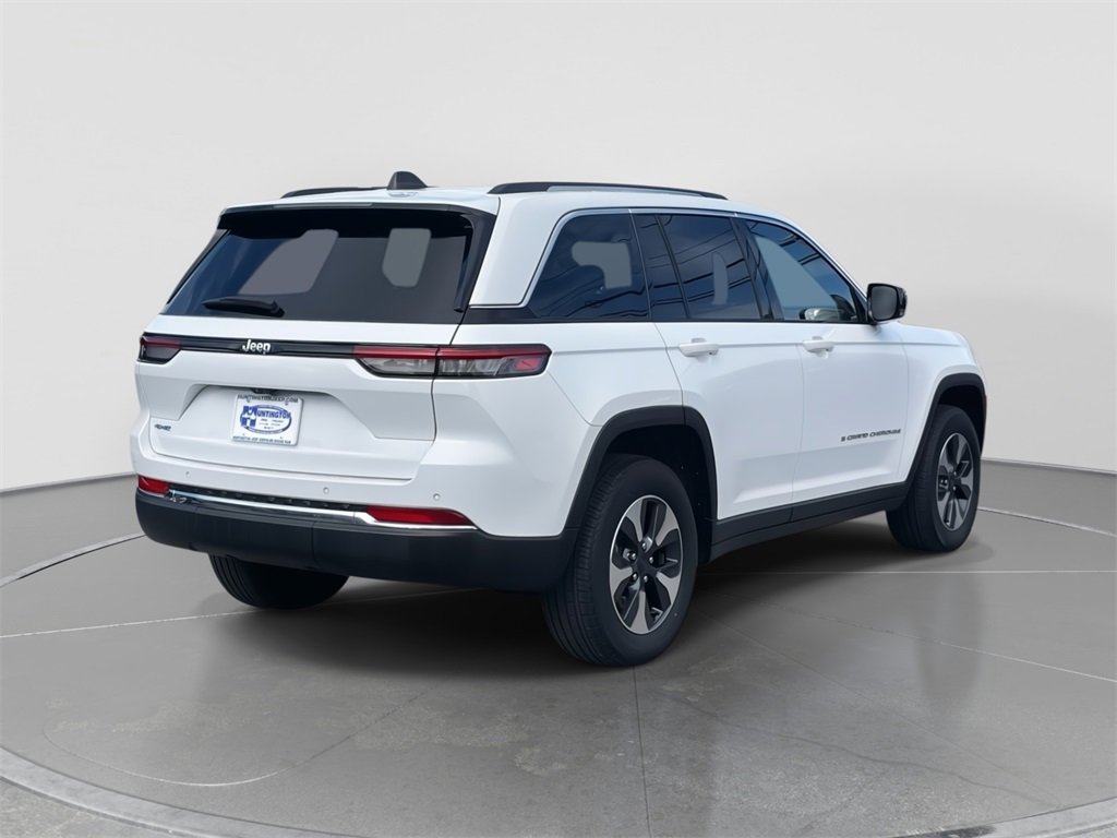 Used 2022 Jeep Grand Cherokee Limited 4xe image 7