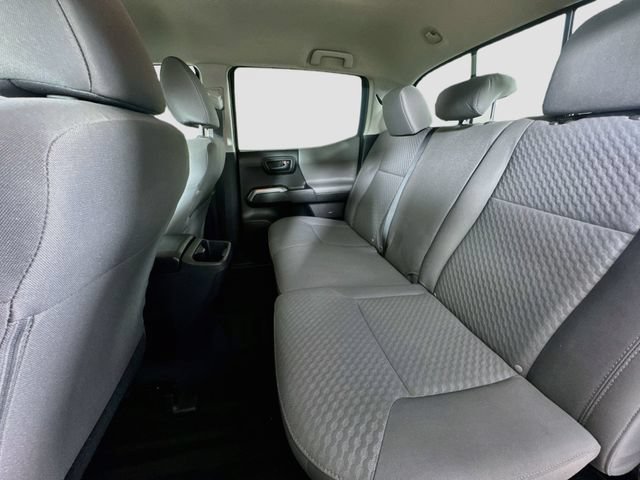 Used 2021 Toyota Tacoma SR5 AWD/4WD image 26