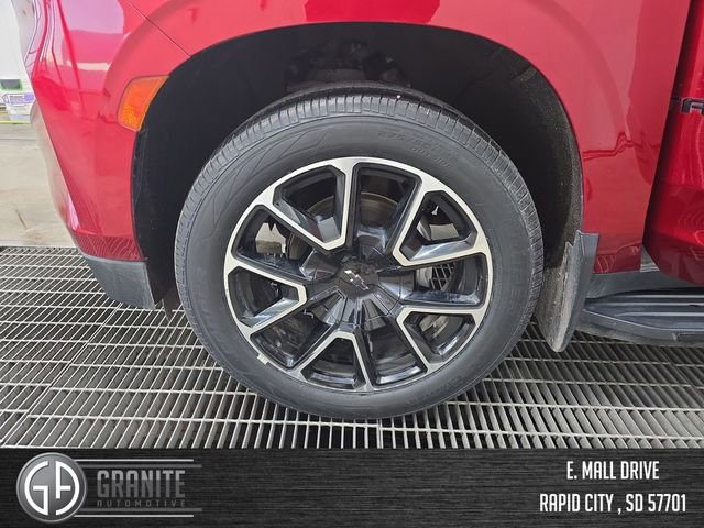 Used 2021 Chevrolet Tahoe RST w/ Luxury Package image 27