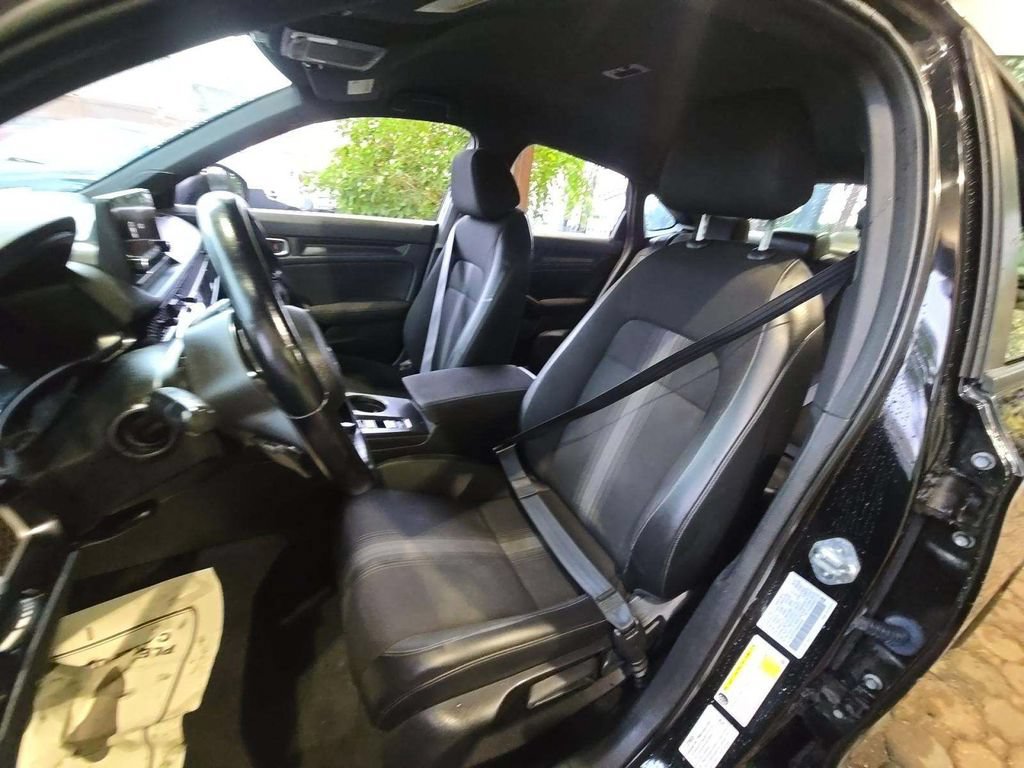 Used 2022 Honda Civic Sport image 4