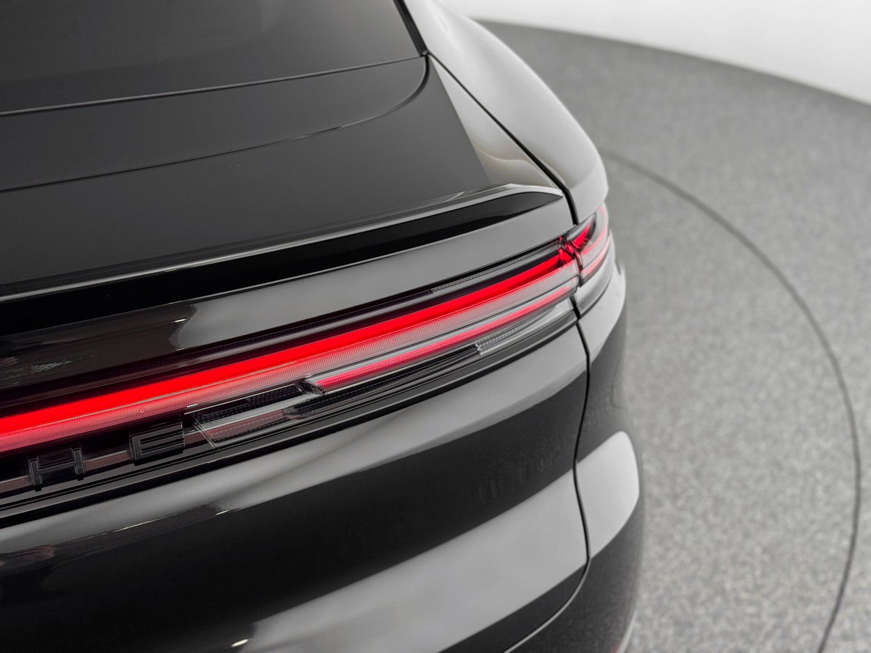 Used 2024 Porsche Cayenne Turbo GT image 49