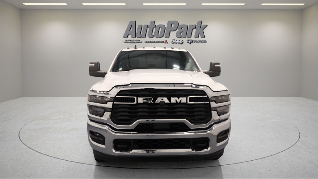New 2026 RAM 3500 Tradesman AWD/4WD image 4