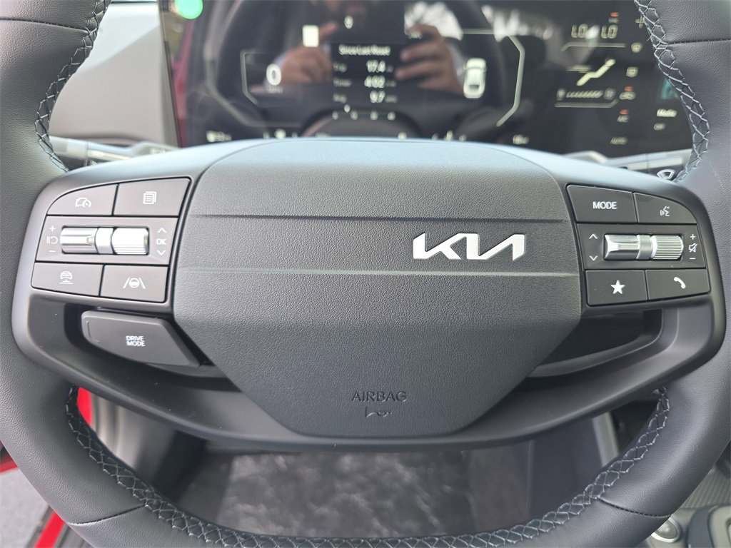 New 2025 Kia K4 EX image 29
