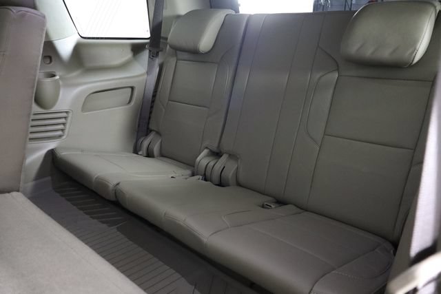 Used 2019 Chevrolet Tahoe Premier w/ RST 6.2L Performance Edition AWD/4WD image 17