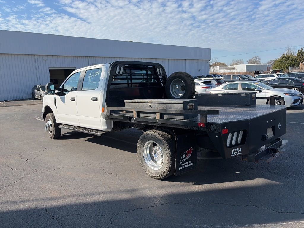 Used 2019 Ford F350 XL w/ Power Equipment Group image 5