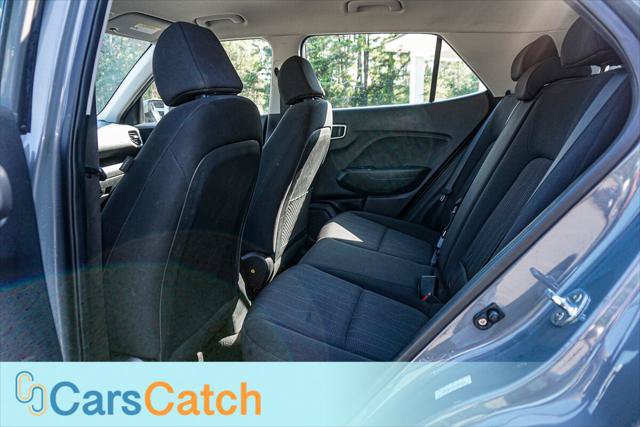 Used 2021 Hyundai Venue SE FWD image 21