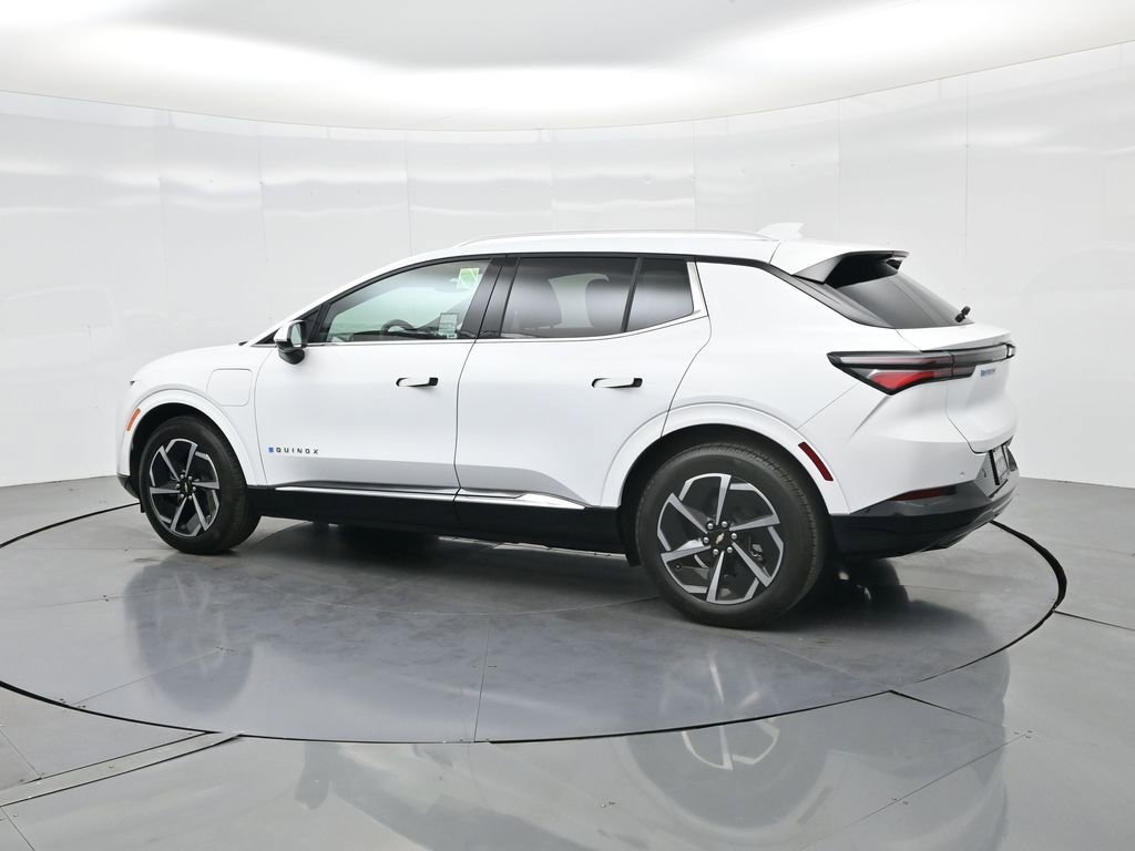 Used 2025 Chevrolet Equinox EV LT w/ Convenience Package image 9