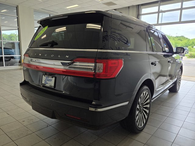 Used 2021 Lincoln Navigator Reserve w/ Luxury Package AWD/4WD image 11