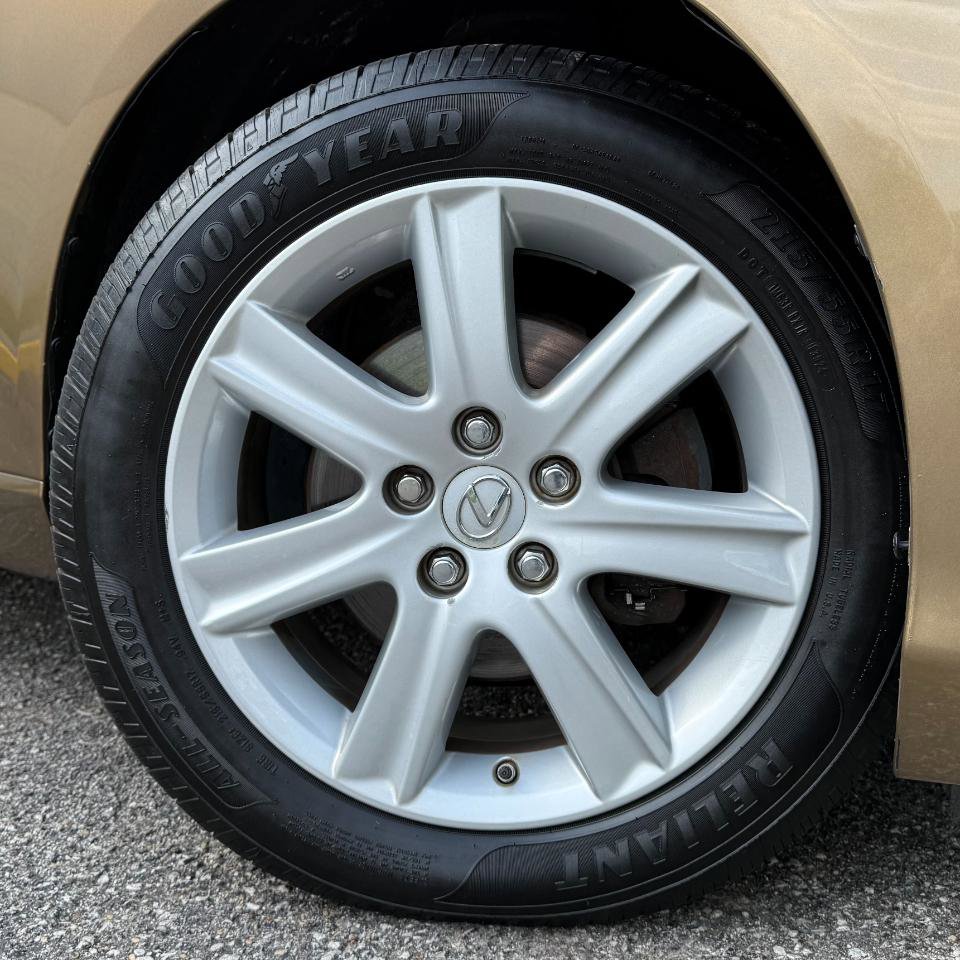 Used 2007 Lexus ES 350 w/ Luxury Pkg & Navigation FWD image 25