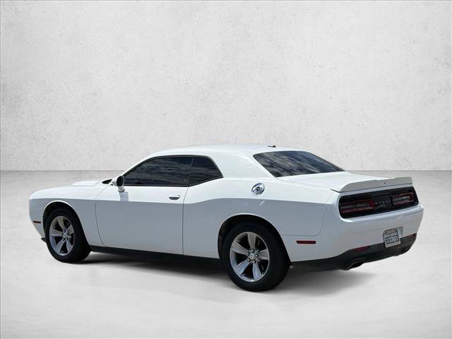 Used 2018 Dodge Challenger SXT RWD image 7