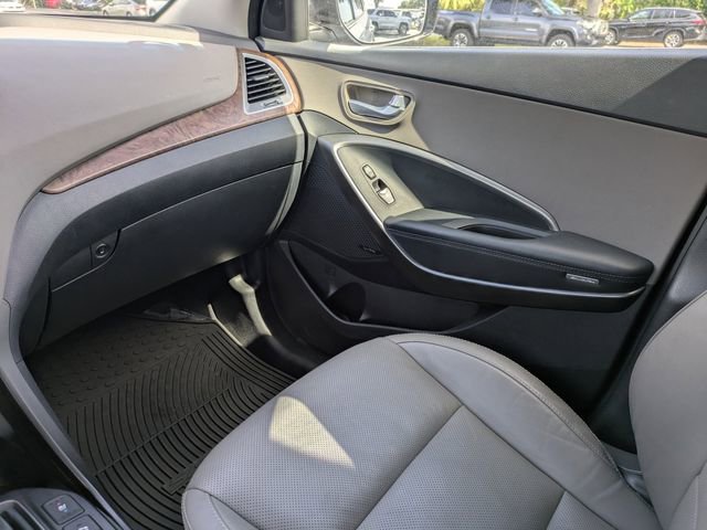 Used 2019 Hyundai Santa Fe XL AWD/4WD image 19