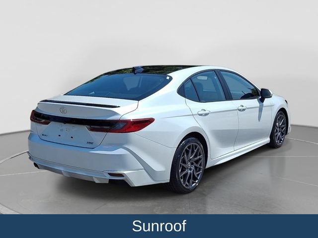 Used 2025 Toyota Camry XSE FWD image 7