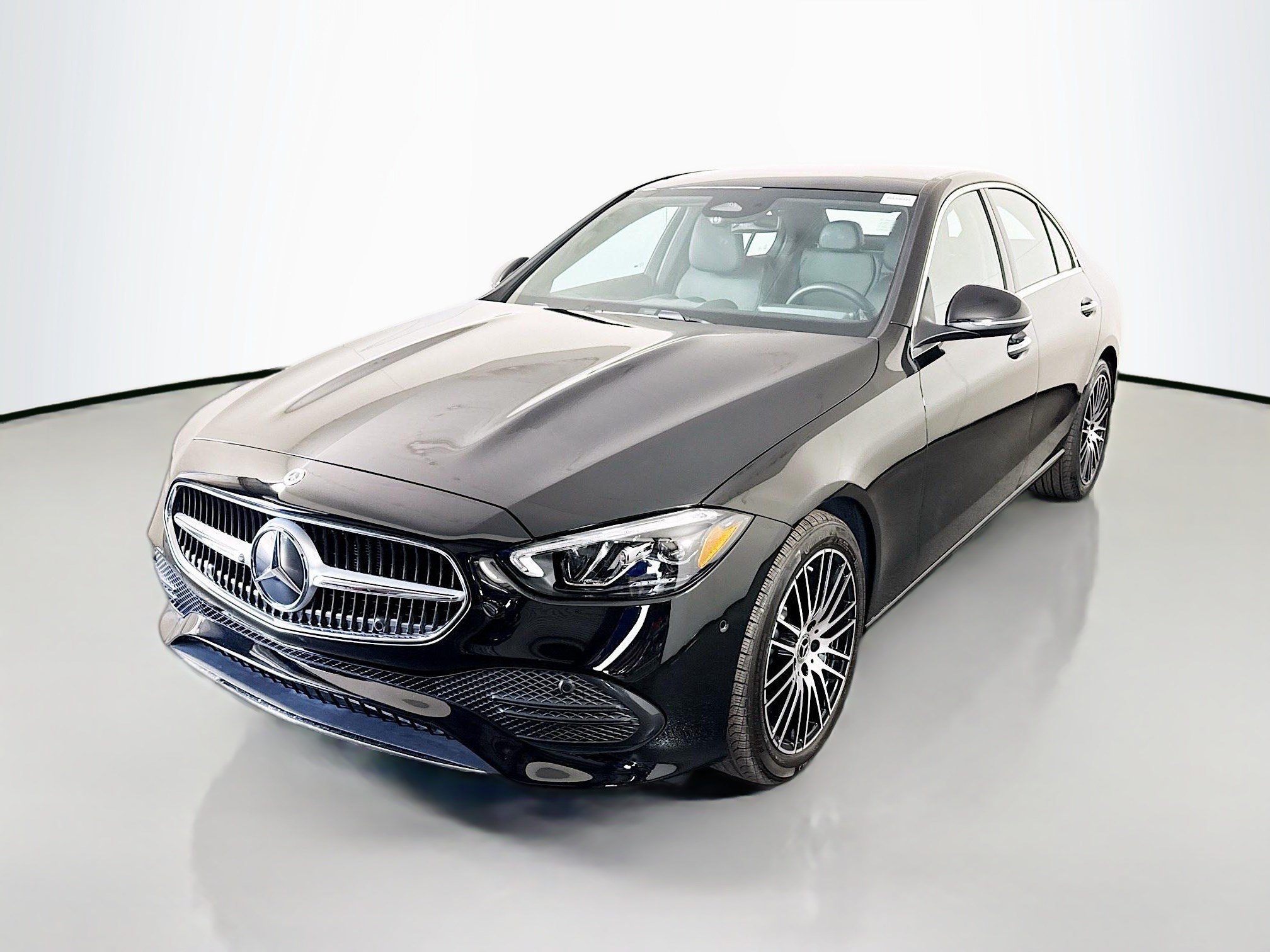 Used 2026 Mercedes-Benz C 300 Sedan image 4