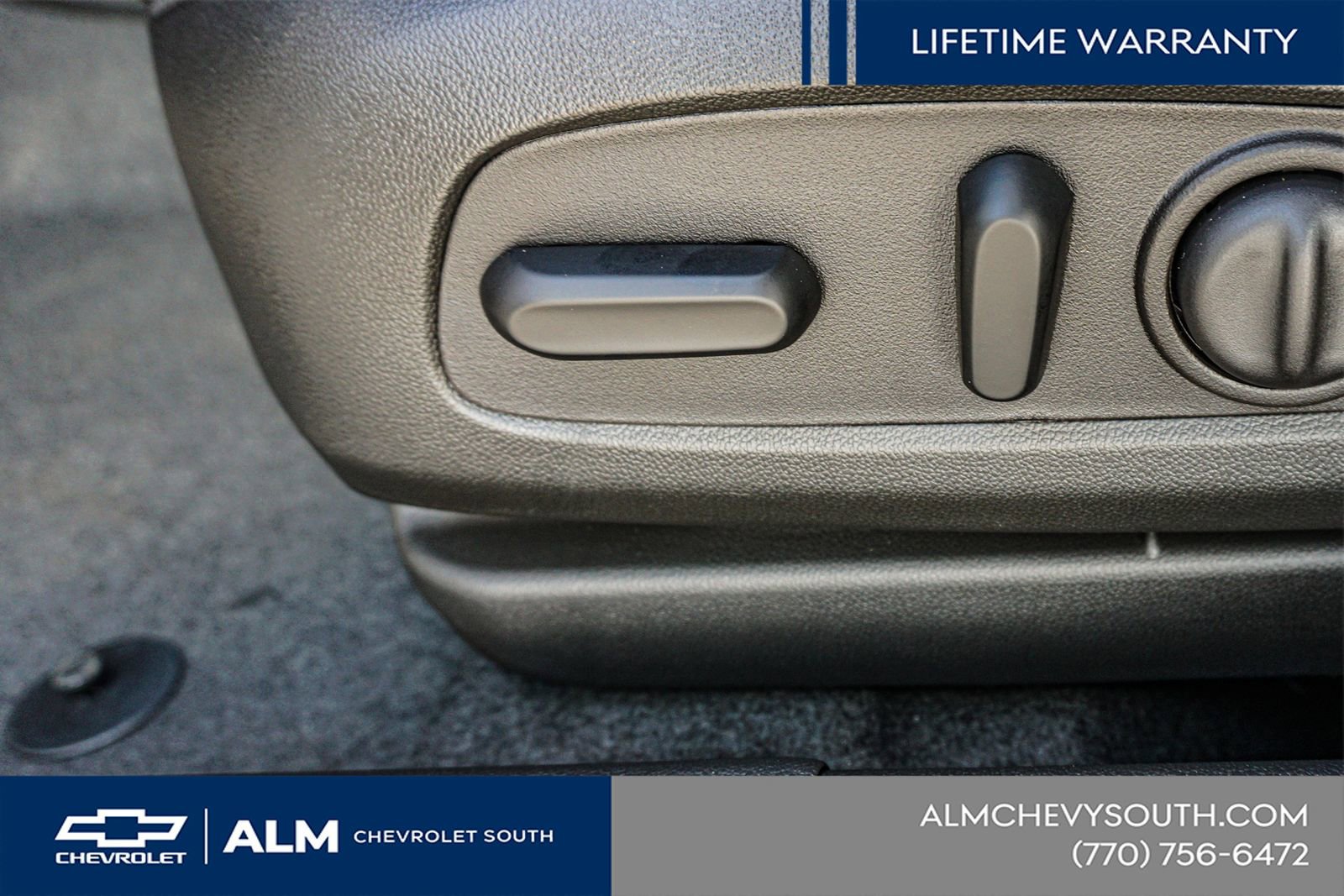 New 2026 Chevrolet Trax RS w/ Sunroof Package image 33