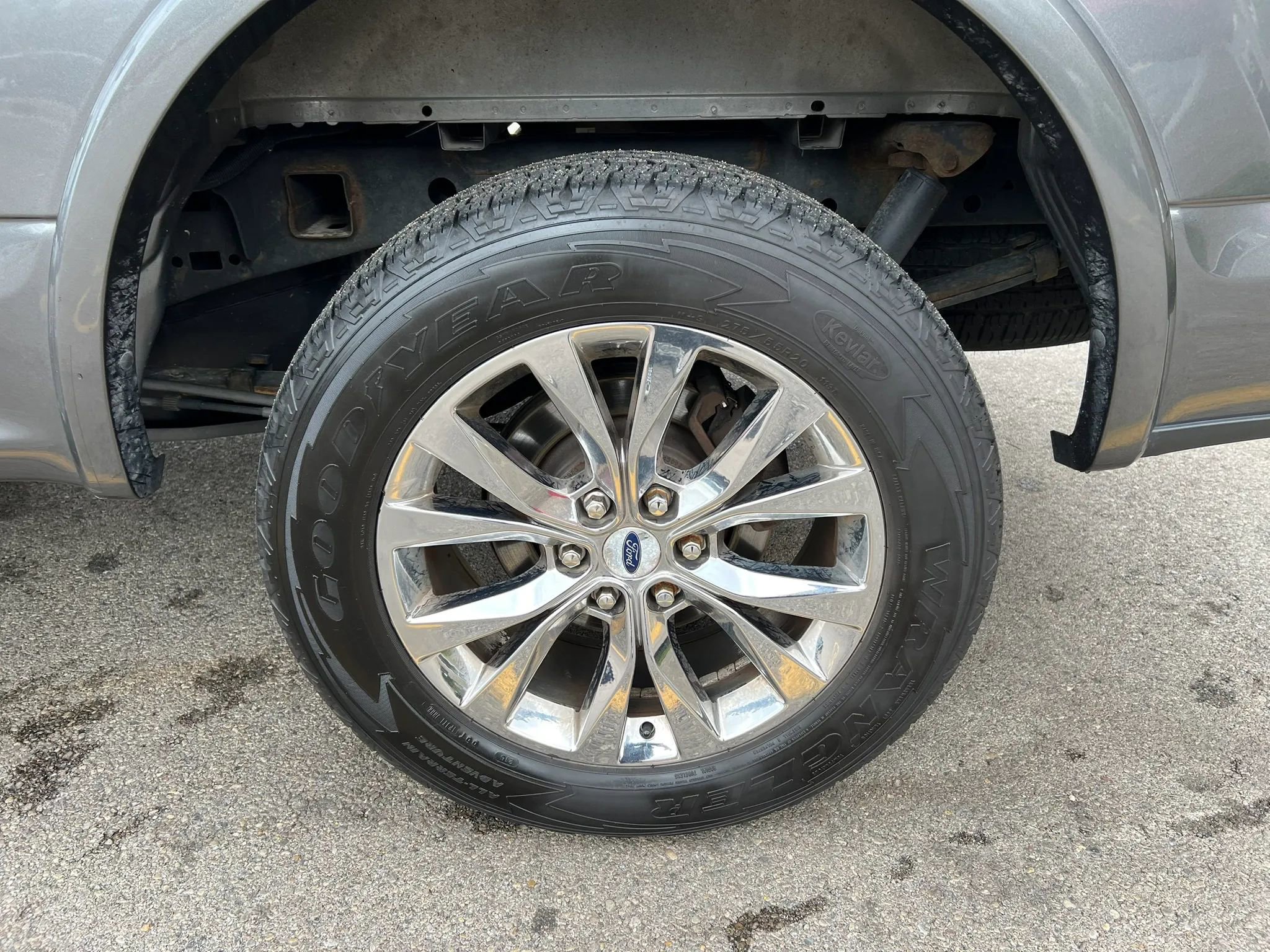 Used 2015 Ford F150 Lariat w/ Equipment Group 502A Luxury image 12